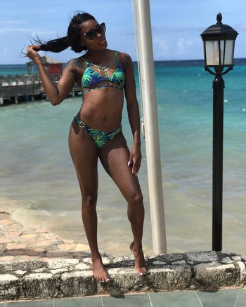 Elaine Thompson