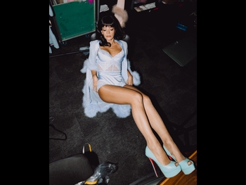  alt="Lily Allen (i)"
