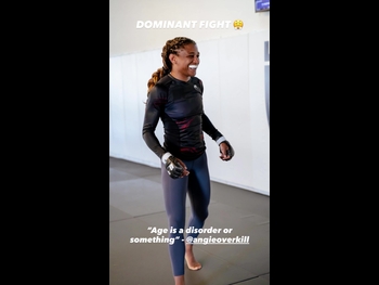  alt="Angela Hill"