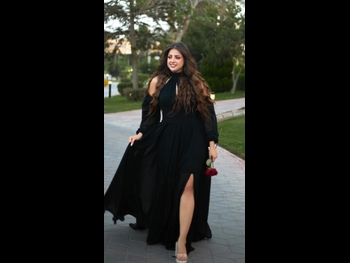  alt="Mona Farouq"