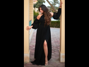 alt="Mona Farouq"
