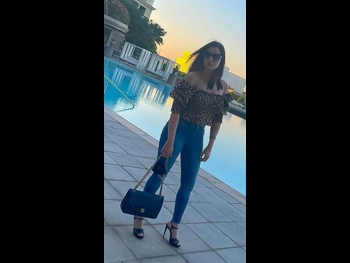  alt="Mona Farouq"