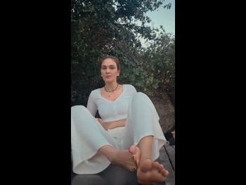  alt="Luna Maya"
