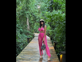  alt="Charlotte Caniggia"