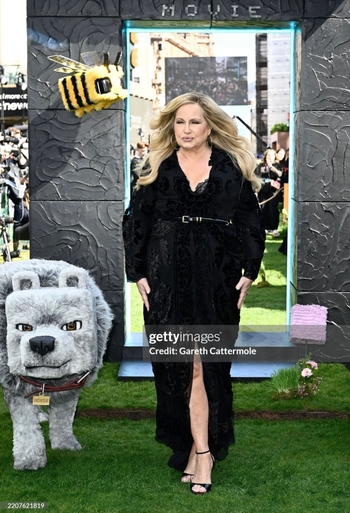 Jennifer Coolidge