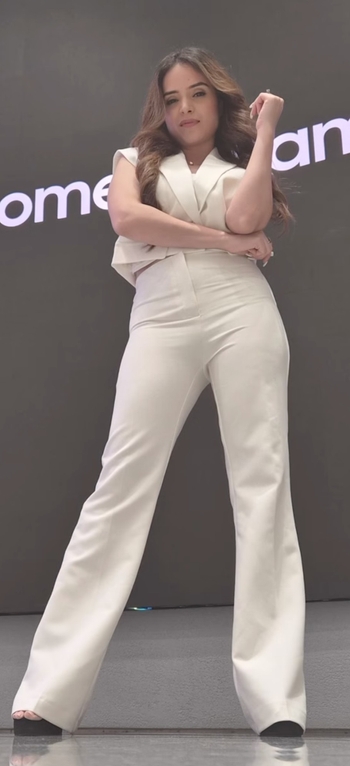 Simran Dhanwani