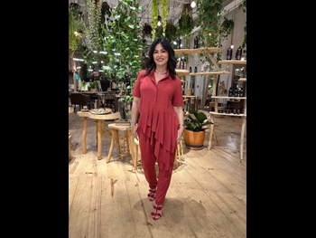  alt="Suzana Alves"