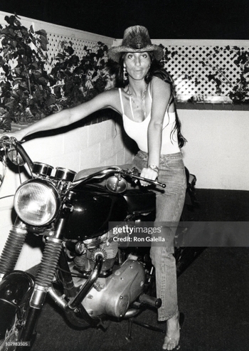Cher (I)