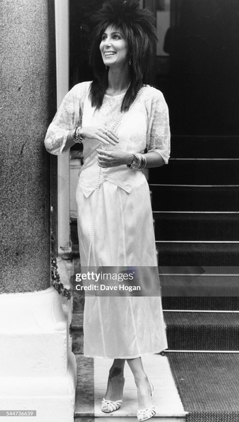 Cher (I)