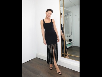  alt="Emma Willis (v)"