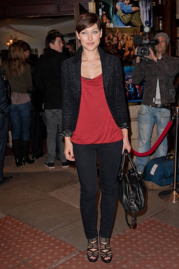 Emma Willis (V)