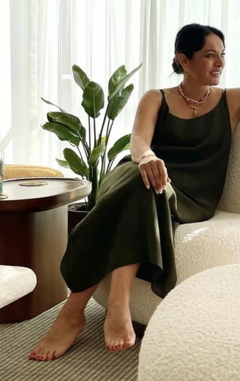 Ezgi Mola