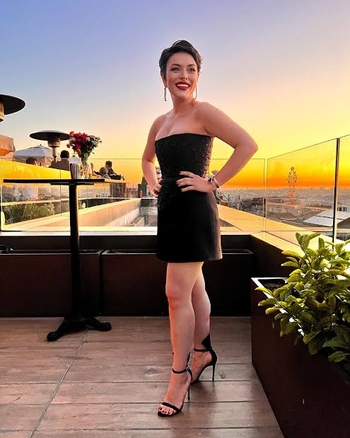 Ezgi Mola