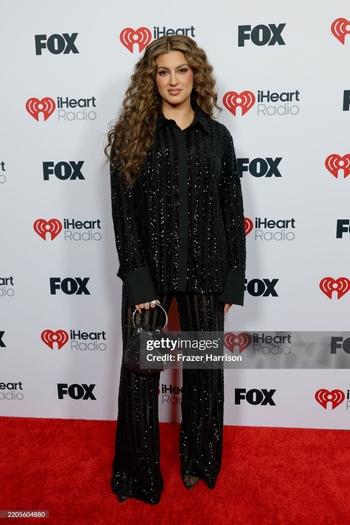 Tori Kelly