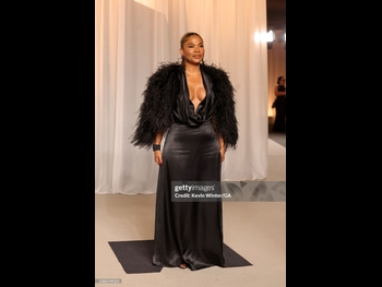  alt="Nia Long"
