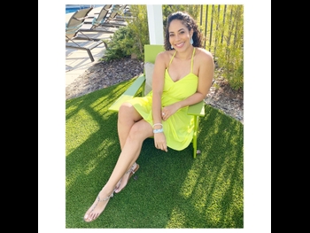  alt="Leslie A. Hughes"