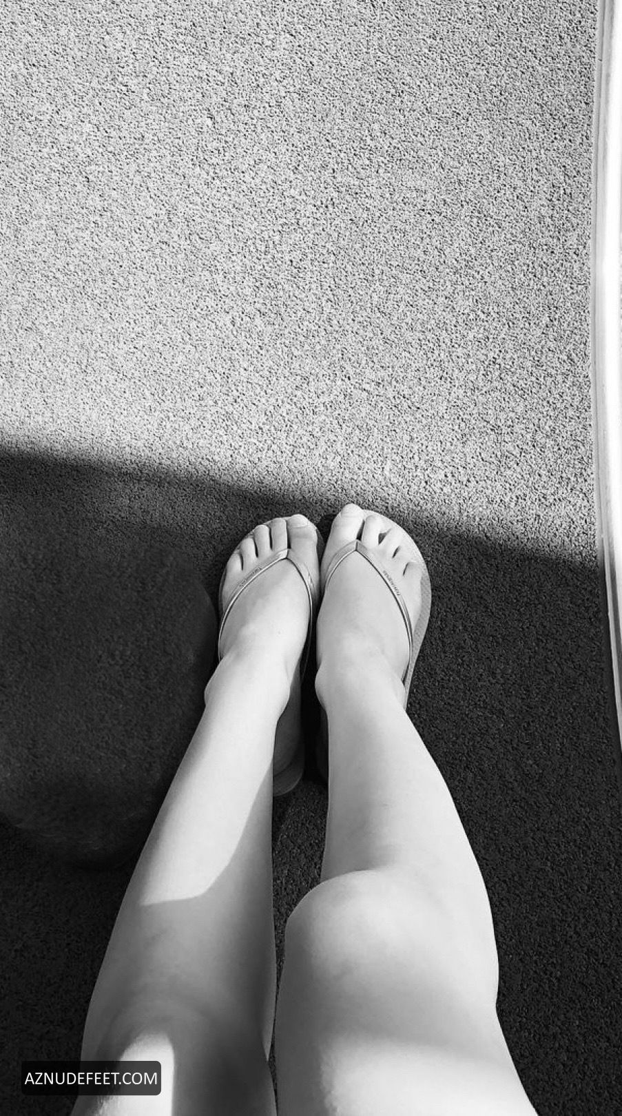 LAUREN SOUTHERN Feet - AZNudeFeet