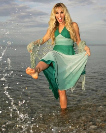 Candice Night