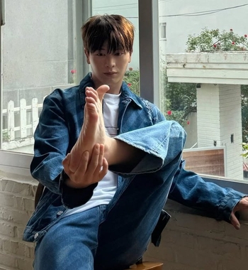 Sung-Jae Yook