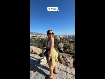  alt="Laura Esquivel"