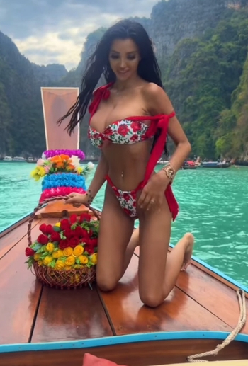 Chloe Khan