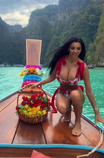 Chloe Khan