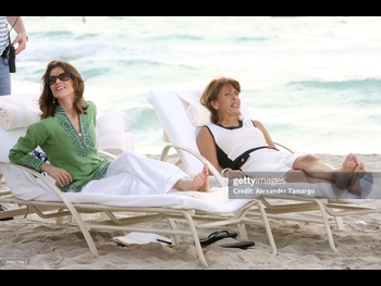  alt="Hoda Kotb"