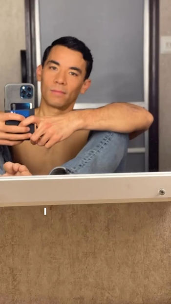 Conrad Ricamora