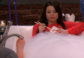 Miranda Cosgrove