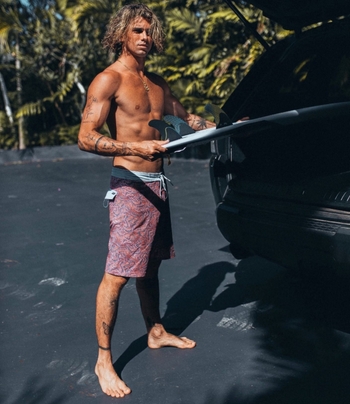 Jay Alvarrez