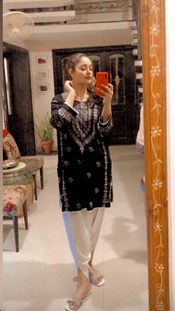 Adla Khan