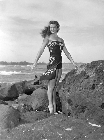 Esther Williams (I)