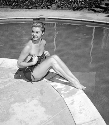 Esther Williams (I)