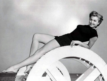 Esther Williams (I)