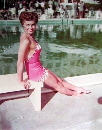 Esther Williams (I)