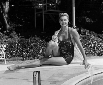 Esther Williams (I)