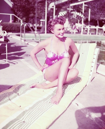 Esther Williams (I)