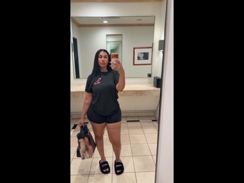  alt="Queen Naija"