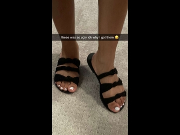  alt="Queen Naija"