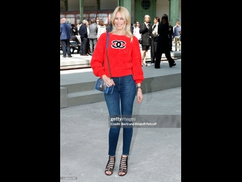  alt="Claudia Schiffer"