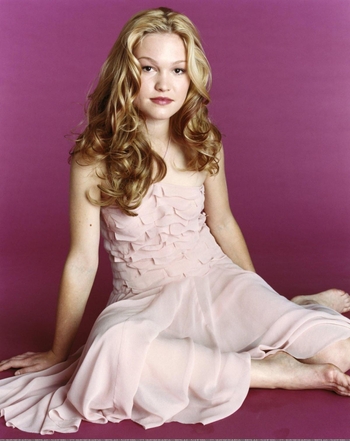 Julia Stiles