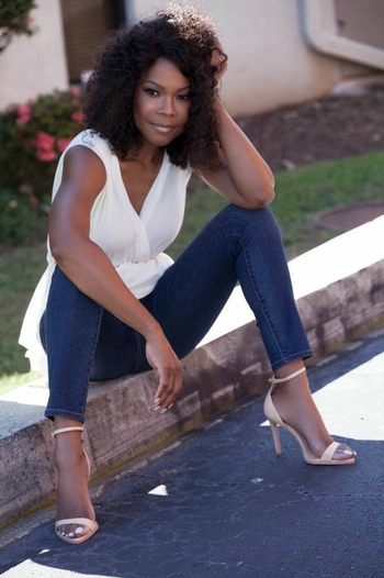 Angela Robinson