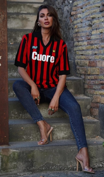 Jolanda V. De Rienzo