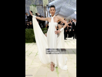  alt="Liu Wen"