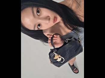  alt="Kim Yoo Jung"