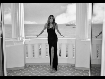  alt="Carla Bruni"