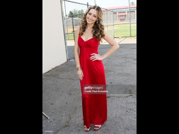  alt="Natalie Dreyfuss"