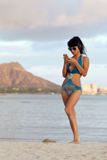 Bai Ling