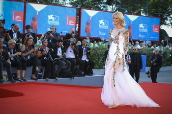 Eva Herzigova