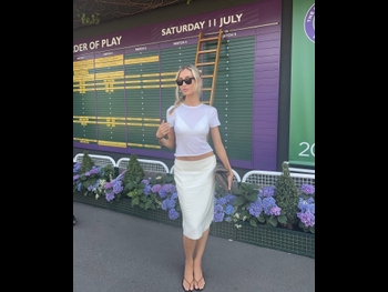  alt="Sophie Habboo"